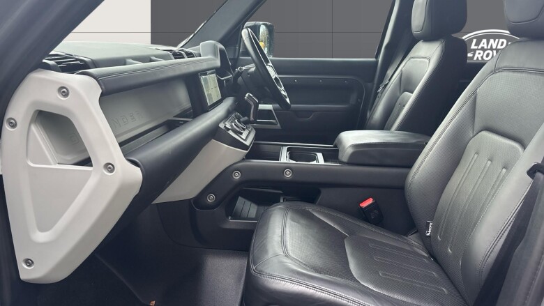 Land Rover Defender 2.0 D240 SE 110 5dr Auto Diesel Estate